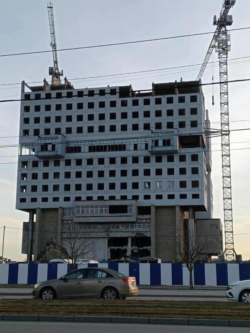 Покойся с миром, Дом Советов!.. 4 770624